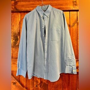 Roundtree and Yorke Men’s dress shirt